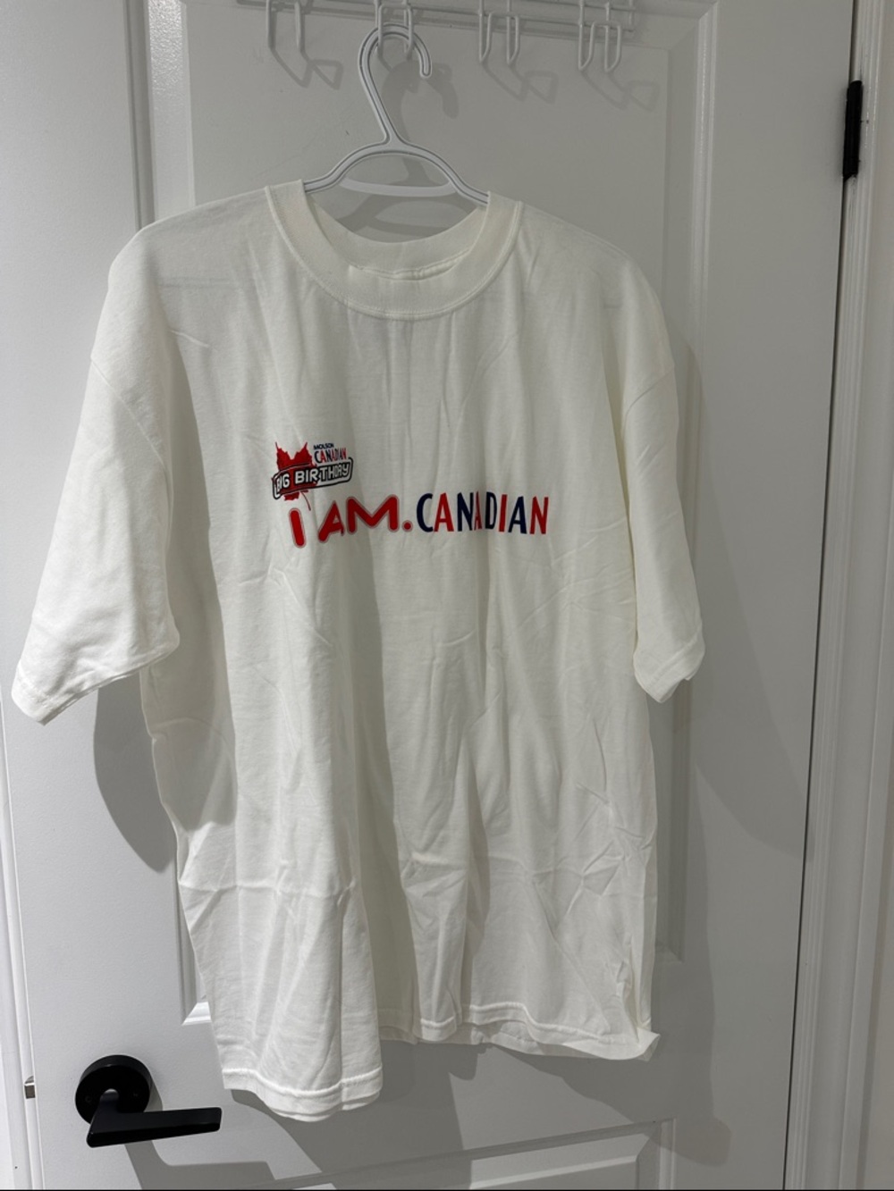 Vintaged  Short Sleeve Tee with Red & Navy 'I AM CANADIAN' Graphic